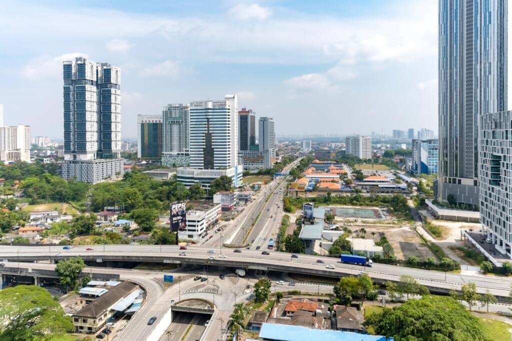 Sks Pavillion Residences - Near Ciq/jb City Square